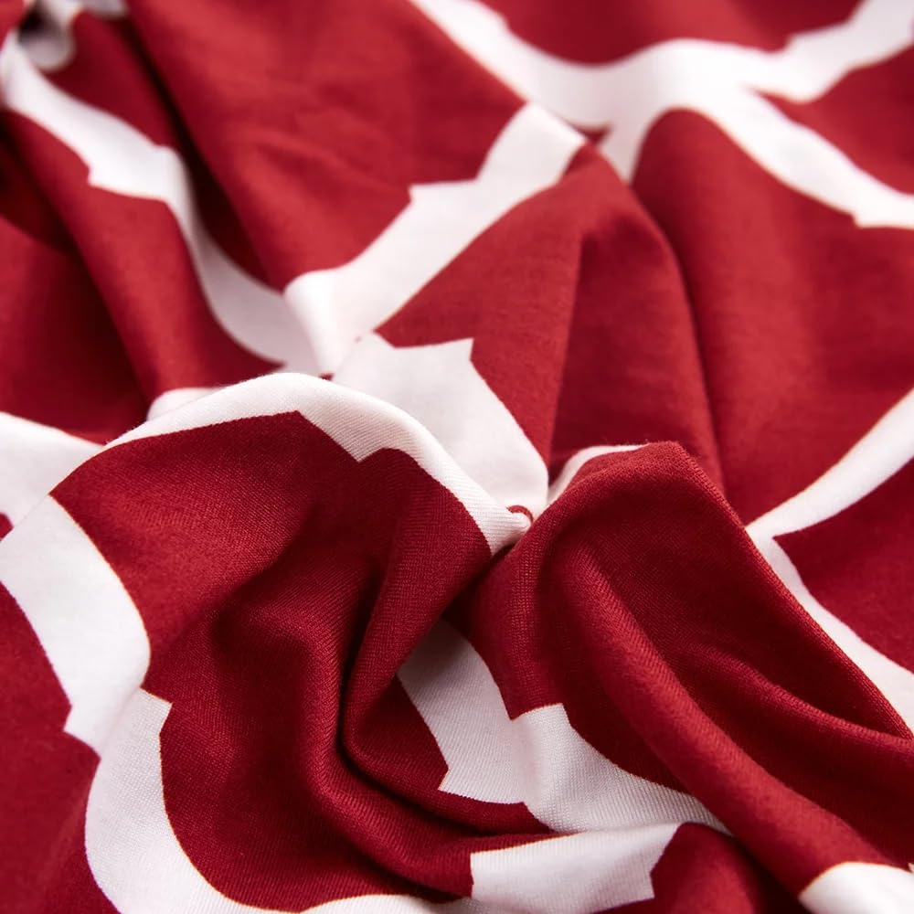 MellowCovers Red Diamond Strechable Sofa Cover